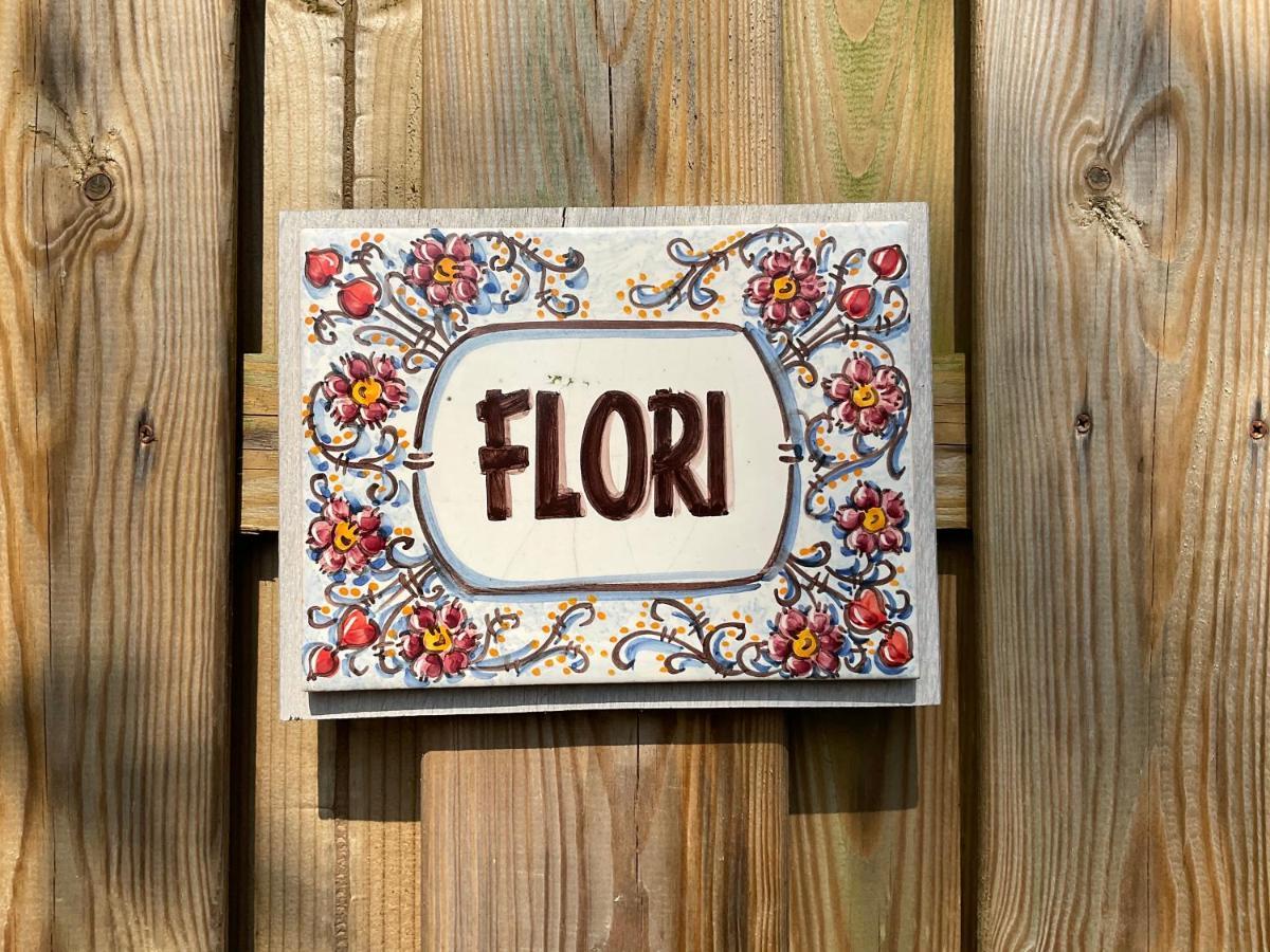 Holiday Home Flori Берген Экстерьер фото